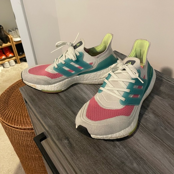 adidas UltraBoost pink white and blue - Picture 2 of 3